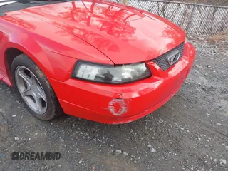 2004 Ford Mustang Deluxe with VIN 1FAFP44654F162713, listed as a IAAI auction lot 41525265 with 213,365 mi miles. Bid and sale history available at carsss.com. Image 6.