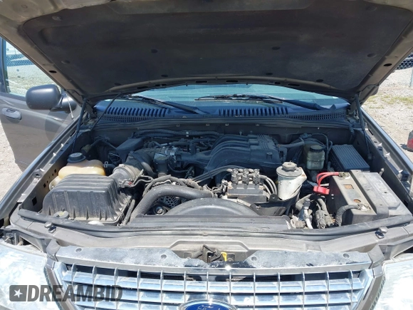 2005 Ford Explorer XLT with VIN 1FMZU73E85ZA17672, listed as a IAAI auction lot 42280036 with 211,536 mi miles and . Bid and sale history available at DreamBid. Image 10.
