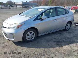 2011 Toyota Prius I with VIN JTDKN3DU7B5327736, listed as a IAAI auction lot 41922229 with 210,028 mi miles. Bid and sale history available at carsss.com. Image 2.