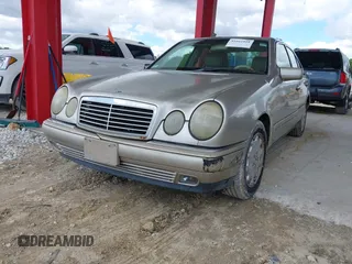 1998 Mercedes-Benz E 320 with VIN WDBJF25F5WA581878, listed as a IAAI auction lot 41662418 with 154,886 mi miles and . Bid and sale history available at DreamBid. Image 6.