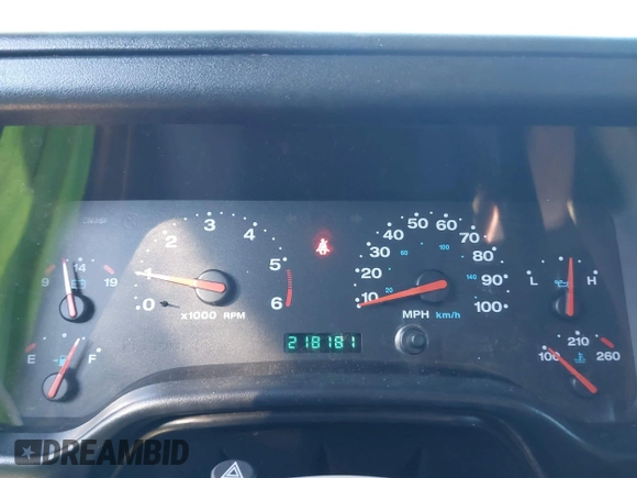 2005 Jeep Wrangler Unlimited with VIN 1J4FA44SX5P316055, listed as a IAAI auction lot 41586898 with 218,181 mi miles. Bid and sale history available at carsss.com. Image 7.