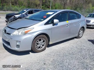 2010 Toyota Prius II with VIN JTDKN3DU6A5227545, listed as a IAAI auction lot 42008552 with 181,813 mi miles. Bid and sale history available at carsss.com. Image 2.