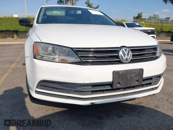 2015 Volkswagen Jetta SE with VIN 3VWD17AJ5FM258354, listed as a IAAI auction lot 42709041 with 191,338 mi miles and . Bid and sale history available at DreamBid. Image 18.