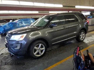 2017 Ford Explorer XLT with VIN 1FM5K8D87HGD43711, listed as a Copart auction lot 43441275 with 199,021 mi miles and Salvage Title. Bid and sale history available at carsss.com. Image 1.