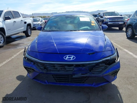 2024 Hyundai Elantra Essential with VIN KMHLM4DG8RU652186, listed as a IAAI auction lot 41456557 with 22,040 mi miles. Bid and sale history available at carsss.com. Image 6.