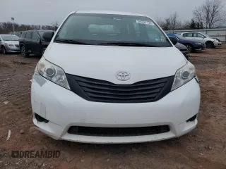 2017 Toyota Sienna L with VIN 5TDZZ3DC8HS855623, listed as a Copart auction lot 83327124 with 209,335 mi miles and Salvage Title. Bid and sale history available at DreamBid. Image 5.