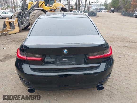 2019 BMW 3 Series 330i xDrive with VIN WBA5R7C52KAJ87697, listed as a IAAI auction lot 41795207 with 53,760 mi miles. Bid and sale history available at carsss.com. Image 16.