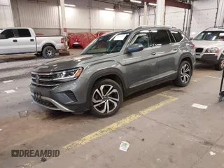 2021 Volkswagen Atlas SEL Premium z VIN 1V2TR2CA9MC589541, wystawiony jako IAAI lot #41848459 z przebiegiem 40 577 mil mil oraz . Historia ofert i sprzedaży dostępna na DreamBid. Obrazek 19.