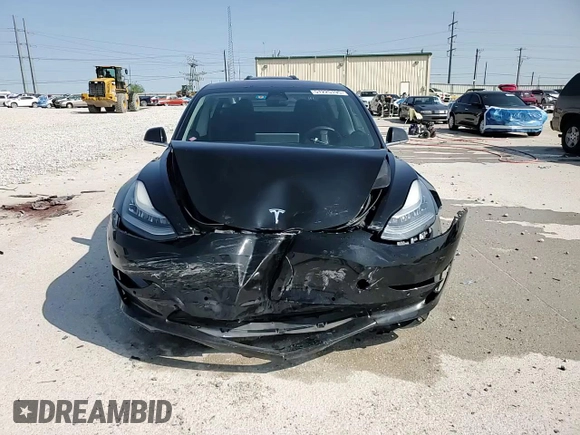 2019 Tesla Model 3 Mid Range with VIN 5YJ3E1EA9KF193033, listed as a Copart auction lot 51225195 with 72,722 mi miles and Salvage Title. Bid and sale history available at DreamBid. Image 13.