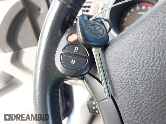 2006 Toyota Tacoma PreRunner с VIN 3TMJU62N56M019928, выставлен на аукционе IAAI как лот 42396750 с пробегом 206 564 миль миль и . История ставок и продаж доступна на DreamBid. Изображение 11.