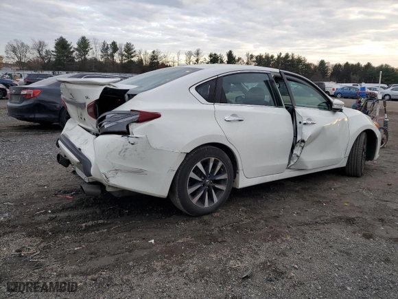 2018 Nissan Altima 2.5 SL with VIN 1N4AL3AP8JC146113, listed as a Copart auction lot 82485584 with 121,810 mi miles and Salvage Title. Bid and sale history available at carsss.com. Image 3.