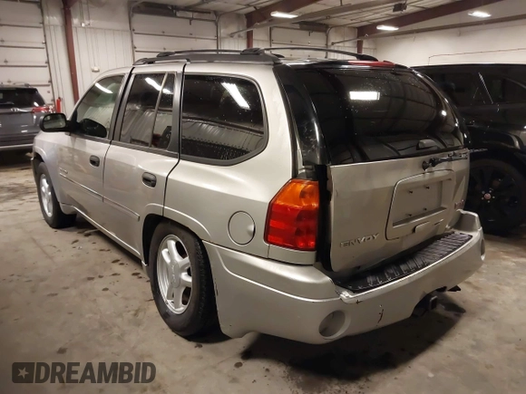 2006 GMC Envoy SLT with VIN 1GKDT13S262285832, listed as a IAAI auction lot 41794016 with 177,814 mi miles and . Bid and sale history available at DreamBid. Image 3.