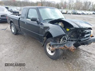 2000 Ford Ranger XL with VIN 1FTYR14V8YTA85135, listed as a IAAI auction lot 41957906 with 244,156 mi miles. Bid and sale history available at carsss.com. Image 1.
