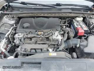 2018 Toyota Camry LE with VIN 4T1B11HK3JU630411, listed as a IAAI auction lot 41423338 with 134,959 mi miles. Bid and sale history available at carsss.com. Image 10.