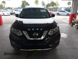 2019 Nissan Rogue SV with VIN 5N1AT2MTXKC809627, listed as a IAAI auction lot 40705533 with 28,463 mi miles and . Bid and sale history available at DreamBid. Image 13.
