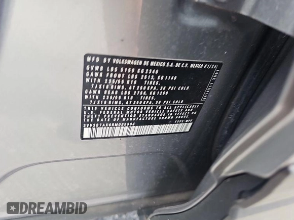 2024 Volkswagen Tiguan SE с VIN 3VV3B7AX6RM085904, выставлен на аукционе IAAI как лот 42852870 с пробегом 27 302 миль миль и . История ставок и продаж доступна на DreamBid. Изображение 2.
