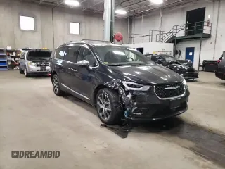 2021 Chrysler Pacifica Limited z VIN 2C4RC3GG1MR595214, wystawiony jako Copart lot #84169164 z przebiegiem 30 737 mil mil oraz Szkoda całkowita • Salvage title. Historia ofert i sprzedaży dostępna na DreamBid. Obrazek 11.