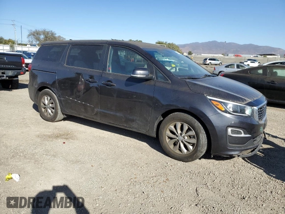 2021 Kia Sedona EX with VIN KNDMB5C11M6673086, listed as a Copart auction lot 42244935 with 57,698 mi miles and Salvage Title. Bid and sale history available at carsss.com. Image 4.