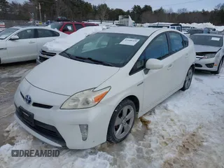 2013 Toyota Prius One with VIN JTDKN3DU0D5597099, listed as a IAAI auction lot 41600229 with 77,937 mi miles. Bid and sale history available at carsss.com. Image 17.
