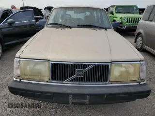 1993 Volvo 240 z VIN YV1AW8808P1945301, wystawiony jako Copart lot #76269044 z przebiegiem 121 083 mil mil oraz Nie do naprawy. Historia ofert i sprzedaży dostępna na DreamBid. Obrazek 5.