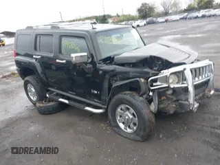 2006 Hummer H3 with VIN 5GTDN136968127972, listed as a IAAI auction lot 41958066 with 248,801 mi miles. Bid and sale history available at carsss.com. Image 1.