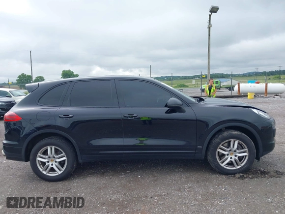 2016 Porsche Cayenne with VIN WP1AA2A28GLA10621, listed as a IAAI auction lot 42375924 with 70,815 mi miles and . Bid and sale history available at DreamBid. Image 13.