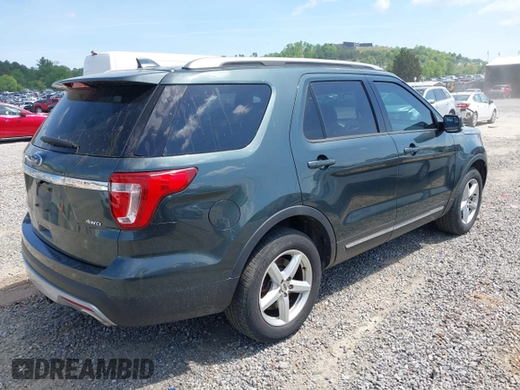 2016 Ford Explorer XLT with VIN 1FM5K8D84GGB08522, listed as a IAAI auction lot 42138258 with 103,005 mi miles and . Bid and sale history available at carsss.com. Image 4.