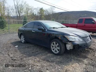 2007 Lexus ES 350 with VIN JTHBJ46G772006697, listed as a IAAI auction lot 42083519 with 153,752 mi miles. Bid and sale history available at carsss.com. Image 1.