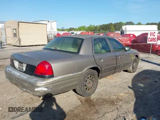 2006 Ford Police Interceptor с VIN 2FAFP71W36X107870, выставлен на аукционе IAAI как лот 42061587 с пробегом Не указан миль и . История ставок и продаж доступна на DreamBid. Изображение 4.