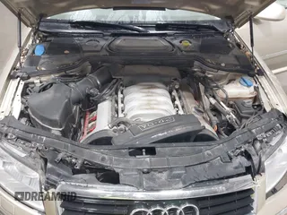 2005 Audi A8 z VIN WAUML44E85N013995, wystawiony jako IAAI lot #42130813 z przebiegiem 53 435 mil mil oraz . Historia ofert i sprzedaży dostępna na DreamBid. Obrazek 10.