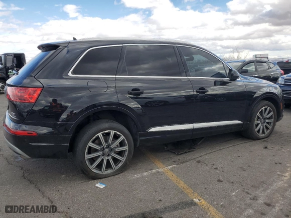 2017 Audi Q7 Premium Plus with VIN WA1LAAF7XHD010649, listed as a Copart auction lot 49070445 with 168,240 mi miles and Clean Title. Bid and sale history available at carsss.com. Image 3.