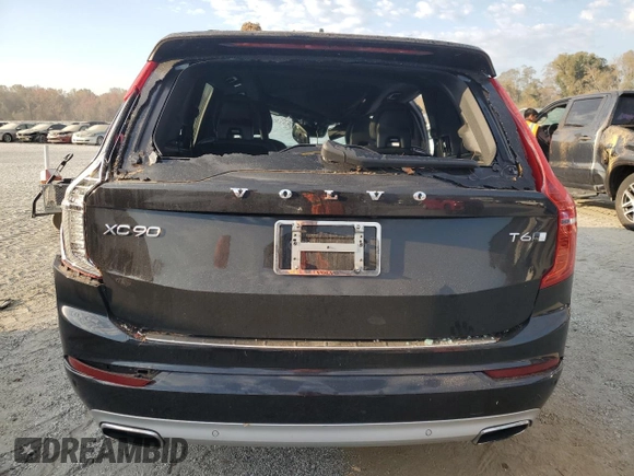 2020 Volvo XC90 Momentum with VIN YV4A221K2L1575092, listed as a Copart auction lot 76406664 with 44,099 mi miles and Salvage Title. Bid and sale history available at DreamBid. Image 6.