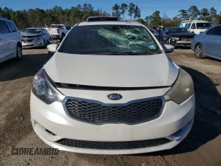 2016 Kia Forte EX with VIN KNAFZ4A82G5552038, listed as a Copart auction lot 46706725 with 103,380 mi miles and Salvage Title. Bid and sale history available at carsss.com. Image 5.