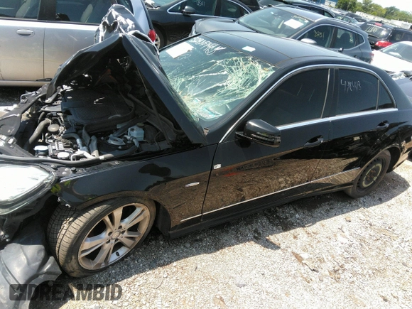 2012 Mercedes-Benz E 350 Luxury with VIN WDDHF8JB5CA631606, listed as a IAAI auction lot 35935312 with Not Provided miles and . Bid and sale history available at DreamBid. Image 2.