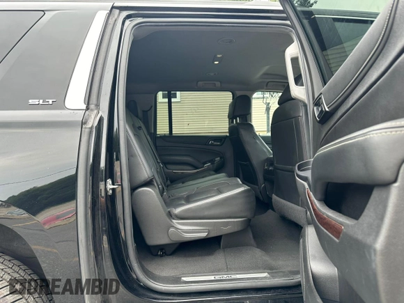 2020 GMC Yukon XL SLT with VIN 1GKS1GKC3LR289210, listed as a Copart auction lot 65335124 with 230,972 mi miles and Clean Title. Bid and sale history available at carsss.com. Image 5.