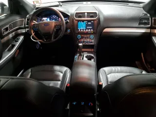2017 Ford Explorer XLT with VIN 1FM5K8D80HGD76033, listed as a Copart auction lot 49769835 with 96,924 mi miles and Salvage Title. Bid and sale history available at DreamBid. Image 8.