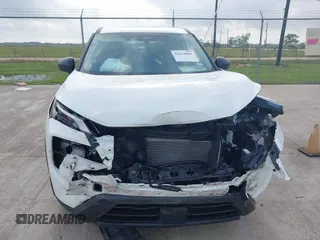2024 Nissan Rogue S z VIN 5N1BT3AA5RC726064, wystawiony jako IAAI lot #42114661 z przebiegiem 4 306 mil mil oraz . Historia ofert i sprzedaży dostępna na DreamBid. Obrazek 12.