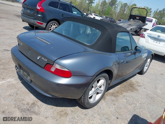 2000 BMW Z3 2.8L with VIN 4USCH3341YLF71039, listed as a IAAI auction lot 42038680 with 157,982 mi miles. Bid and sale history available at carsss.com. Image 4.