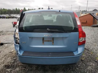 2005 Volvo V50 2.4L with VIN YV1MW382252070046, listed as a Copart auction lot 69457834 with 216,805 mi miles and Clean Title. Bid and sale history available at carsss.com. Image 6.