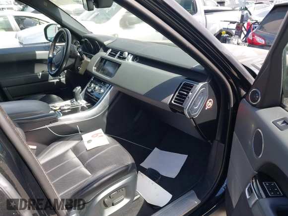2015 Land Rover Range Rover Sport HSE with VIN SALWR2VF2FA530605, listed as a IAAI auction lot 42023941 with 73,087 mi miles. Bid and sale history available at carsss.com. Image 5.