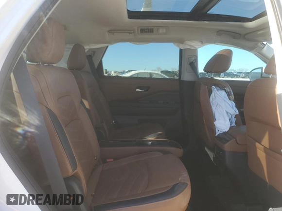 2022 Nissan Pathfinder Platinum with VIN 5N1DR3DHXNC200040, listed as a Copart auction lot 48653225 with 70,171 mi miles and Salvage title. Bid and sale history available at DreamBid. Image 11.