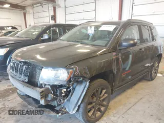 2016 Jeep Compass 75th Anniversary with VIN 1C4NJCBB0GD760290, listed as a IAAI auction lot 41279623 with 174,316 mi miles and . Bid and sale history available at DreamBid. Image 2.
