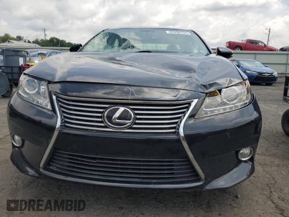 2014 Lexus ES 330 z VIN JTHBK1GG1E2151290, wystawiony jako Copart lot #65286755 z przebiegiem 62 299 mil mil oraz Szkoda całkowita • Salvage title. Historia ofert i sprzedaży dostępna na DreamBid. Obrazek 5.