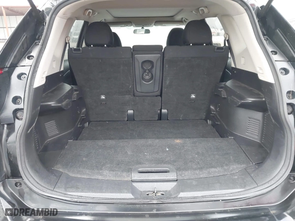2017 Nissan Rogue SL with VIN 5N1AT2MT5HC770373, listed as a IAAI auction lot 41141381 with 117,950 mi miles. Bid and sale history available at carsss.com. Image 18.