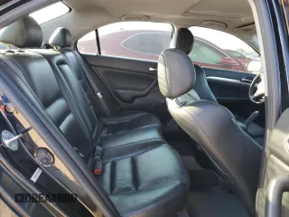 2006 Acura TSX z VIN JH4CL95836C031305, wystawiony jako Copart lot #45701575 z przebiegiem 215 602 mil mil oraz Szkoda całkowita • Salvage title. Historia ofert i sprzedaży dostępna na DreamBid. Obrazek 10.