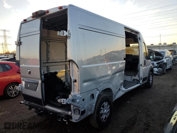 2024 Ram ProMaster Cargo Tradesman with VIN 3C6LRVDG7RE116511, listed as a Copart auction lot 79095424 with 1,636 mi miles and Salvage Title. Bid and sale history available at DreamBid. Image 3.