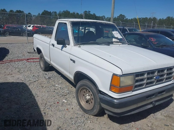 1992 Ford Ranger with VIN 1FTCR10A3NUD60462, listed as a IAAI auction lot 41726364 with 1 mi miles. Bid and sale history available at carsss.com. Image 1.