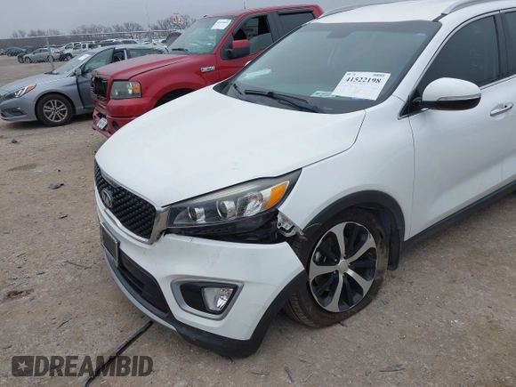 2018 Kia Sorento EX with VIN 5XYPH4A51JG410598, listed as a IAAI auction lot 41522198 with 120,691 mi miles and . Bid and sale history available at DreamBid. Image 6.