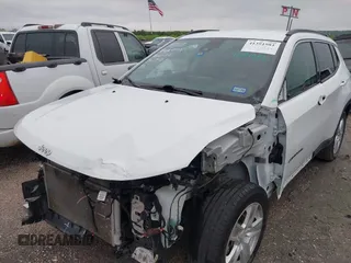2022 Jeep Compass Latitude with VIN 3C4NJCBB8NT137684, listed as a IAAI auction lot 41391981 with 51,255 mi miles and . Bid and sale history available at carsss.com. Image 2.