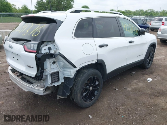 2019 Jeep Cherokee Latitude Plus z VIN 1C4PJLLX8KD160404, wystawiony jako IAAI lot #42281376 z przebiegiem 20 566 mil mil oraz . Historia ofert i sprzedaży dostępna na DreamBid. Obrazek 4.